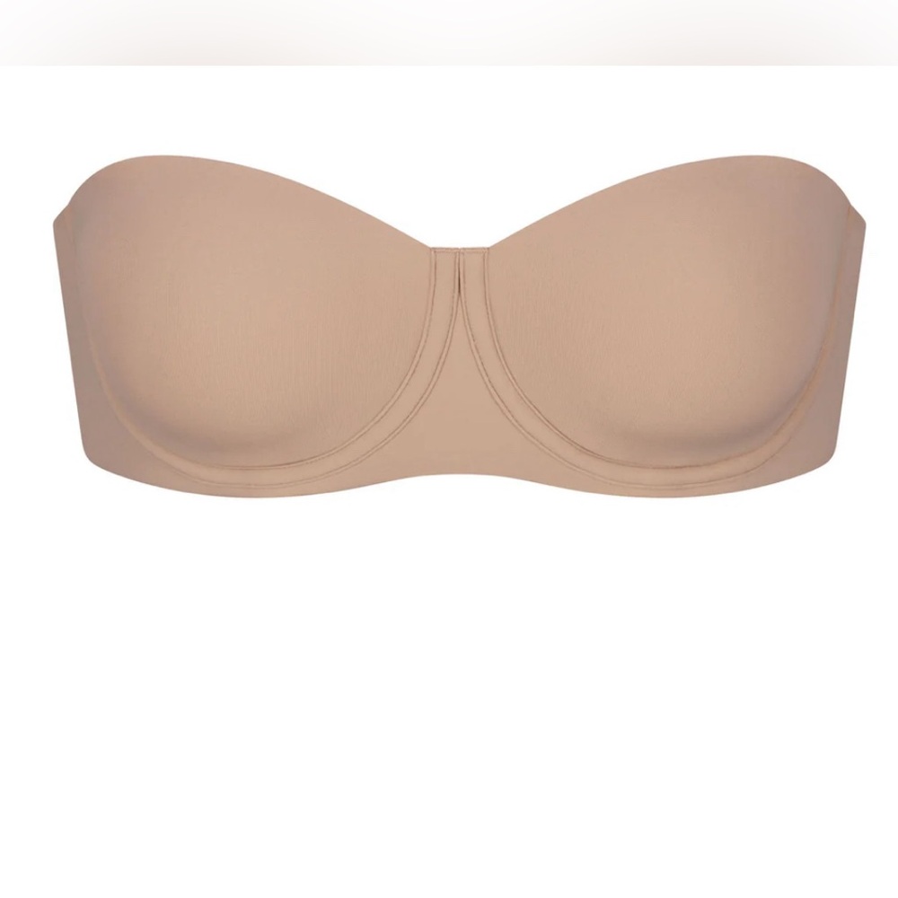 SKIMS NWT Fits Everybody Strapless Bra 32C